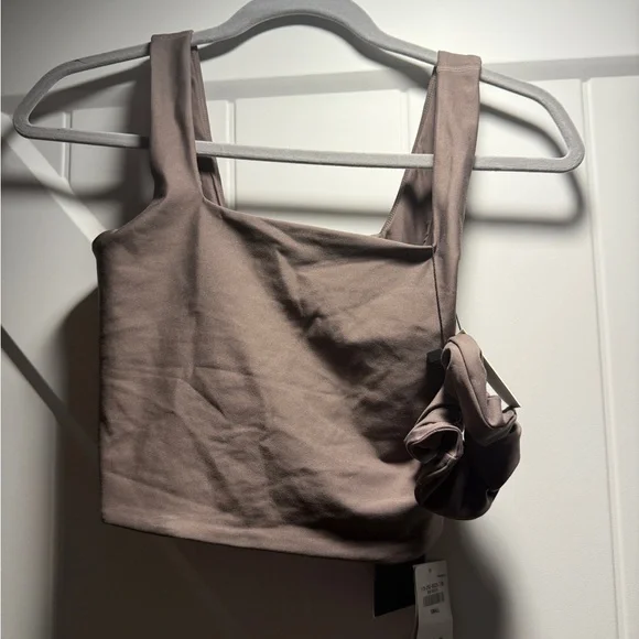 New with tags Abercrombie YPB sculptLUX square neck slim tank in taupe, small - Picture 3 of 7